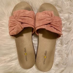 SEVEN DIALS Light Pink Slip On Sandals